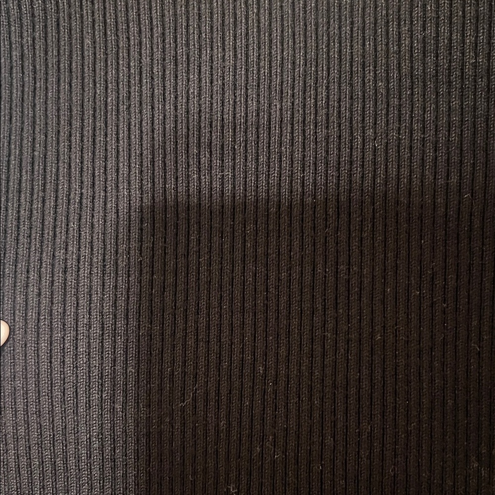 XOXO Black and Yellow V-Neck Tank Top - Picture 5 of 7